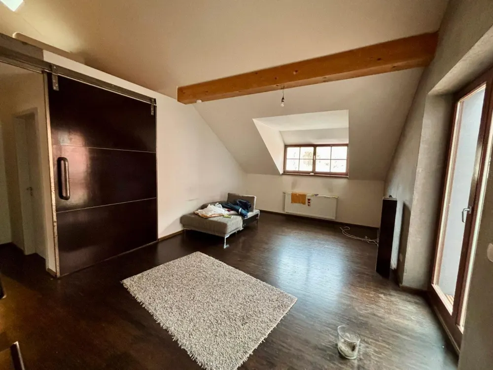 Besondere 3-Zimmer-Altbauwohnung m. großem Balkon Pirna Altstadt
