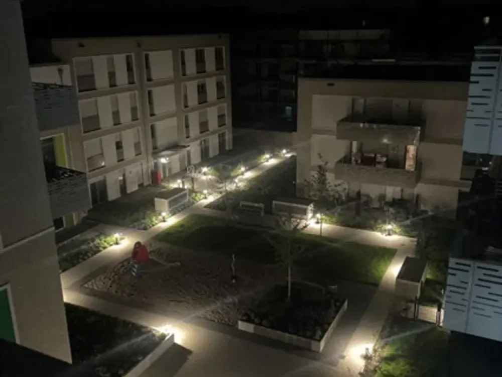 47124/45 Helle 3-Zimmer-Wohnung (ca. 95 m²) mit großem Balkon und bodentiefen Fenstern in Düsseldorf