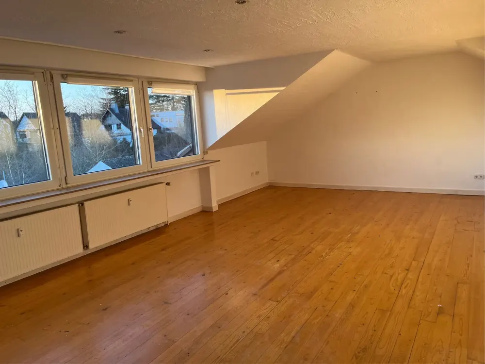 Bright Attic Apartment with Garden View