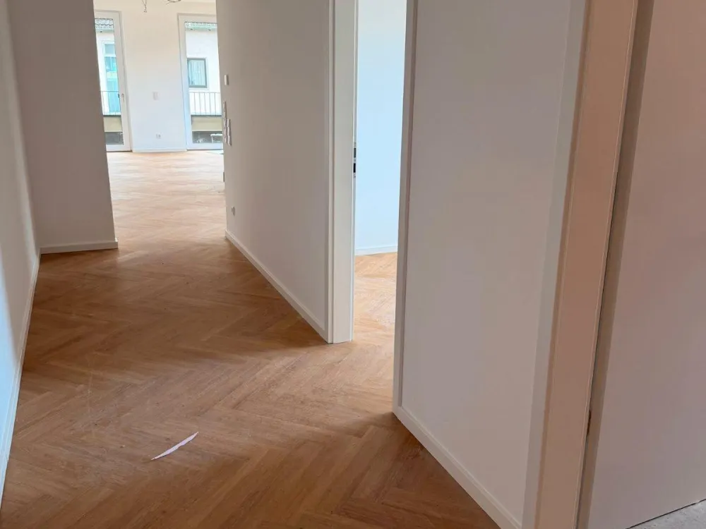 Erstbezug 3 Zimmer Wohnung mit Balkon und herrlichem Ausblick