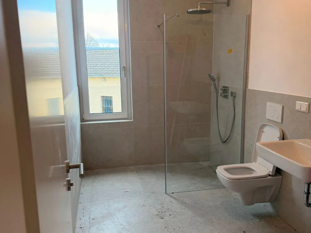 Erstbezug 3 Zimmer Wohnung mit Balkon und herrlichem Ausblick