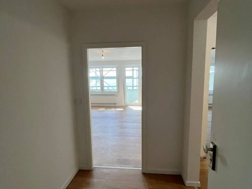 Moderne 2-Zimmer-Wohnung mit Balkon in Köln-Chorweiler 17/4