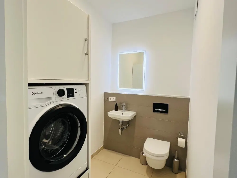 Wohnung in Berlin-Mitte mit zwei Balkonen
