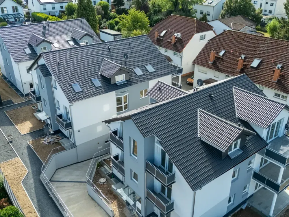 Neubau - große 4-Zimmerwohnung mit Garten