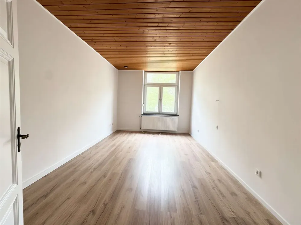 شقة مكونة من 3 غرف تم تجديدها حديثًا بأناقة في Recklinghausen.