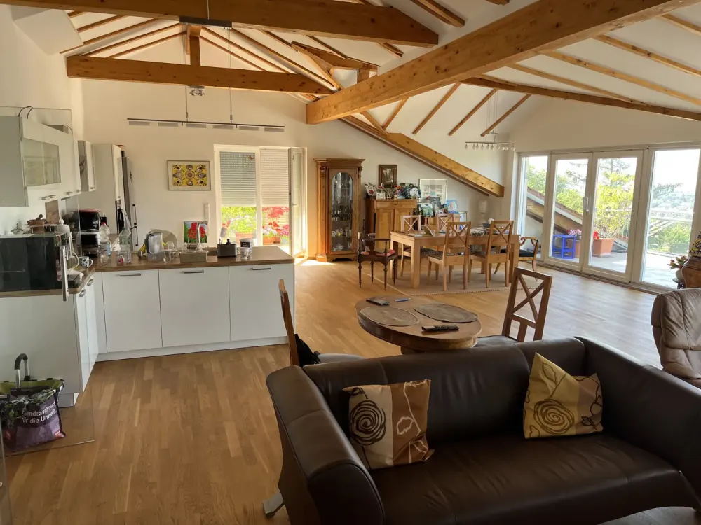 Großzügig und mit Weitblick - PENTHOUSE mit 5 Zimmer ist die seltene Gelegenheit