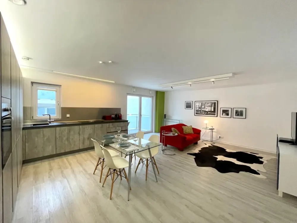 ALL-INCLUSIVE! Fully Furnished 3-Room Apartment in Prime Location - Berger Straße