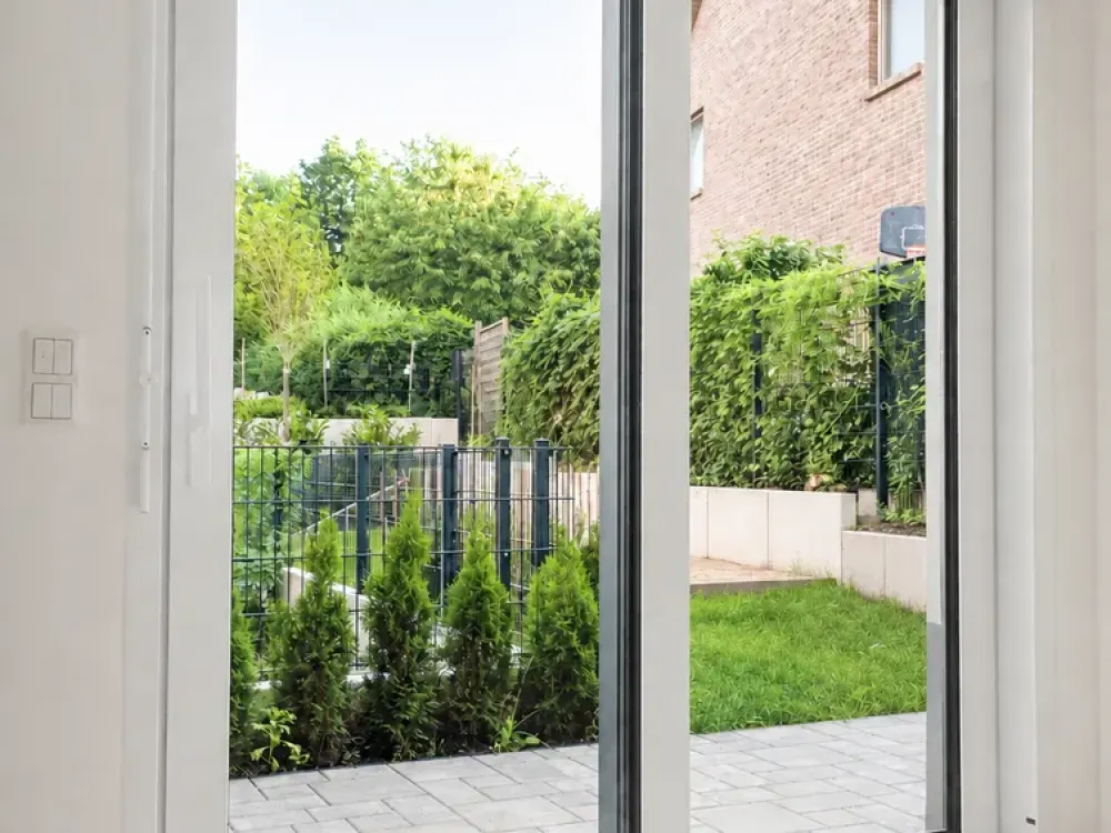 KLEINER WOHNEN. SCHÖNER WOHNEN. 2 Zimmer mit Terrasse & Gartenblick