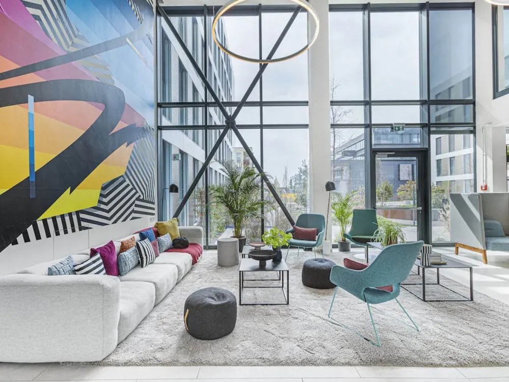 Studio apartment within a modern service apartment building !