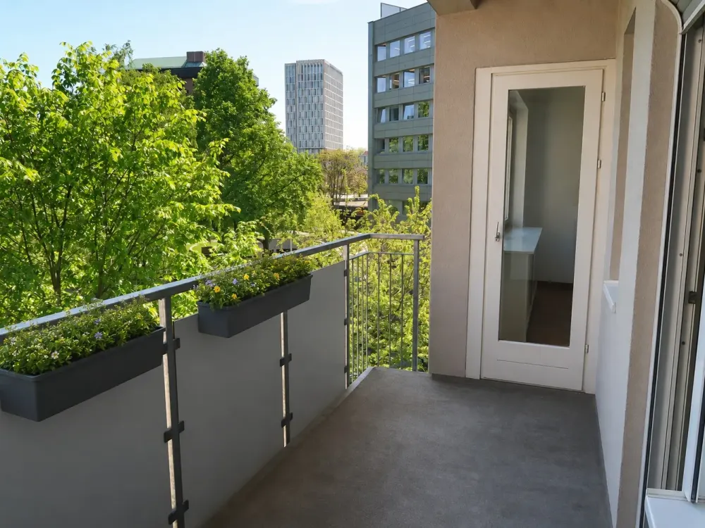 Spacious, bright 2-room apartment with balcony in the center of Dortmund