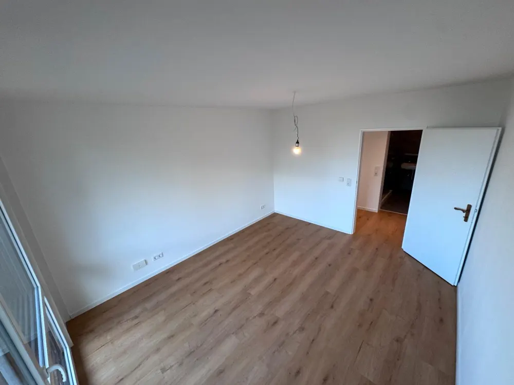 Hofheim Diedenbergen, 3ZKB, frisch saniert