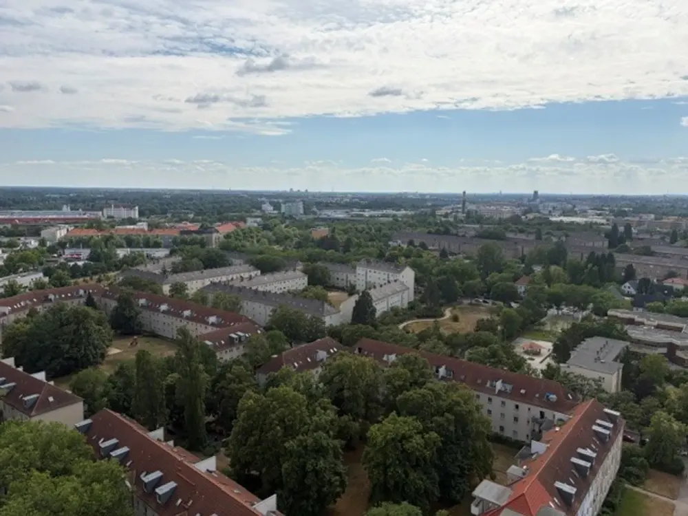 Atemberaubende, großzügige 4 Zimmer mit Panoramablick im 19. OG