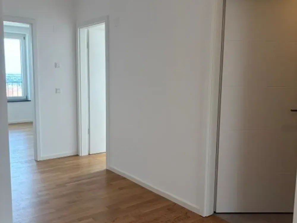 Atemberaubende, großzügige 4 Zimmer mit Panoramablick im 19. OG
