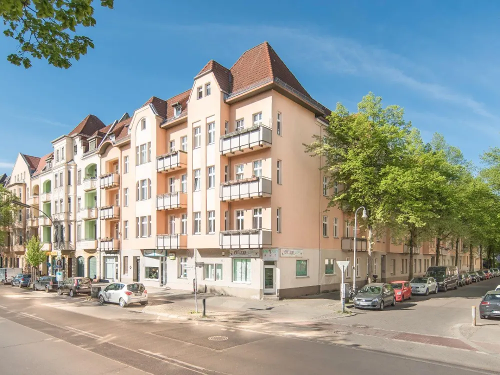 2 Zimmer, Balkon, sanierter Altbau! Marschallstraße/Spandau