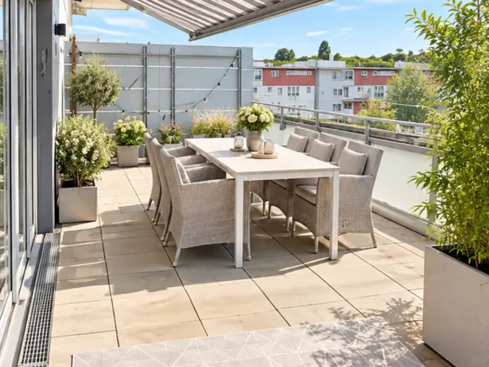 Maisonette mit großer West-Terrasse und Balkon