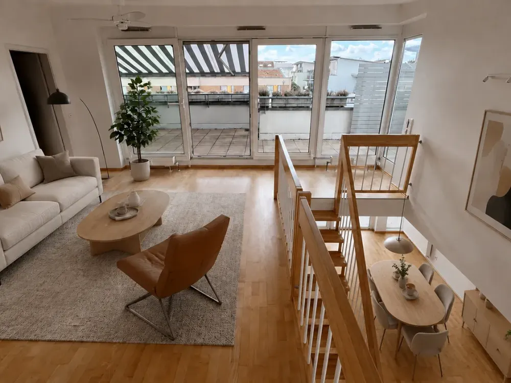 Maisonette mit großer West-Terrasse und Balkon