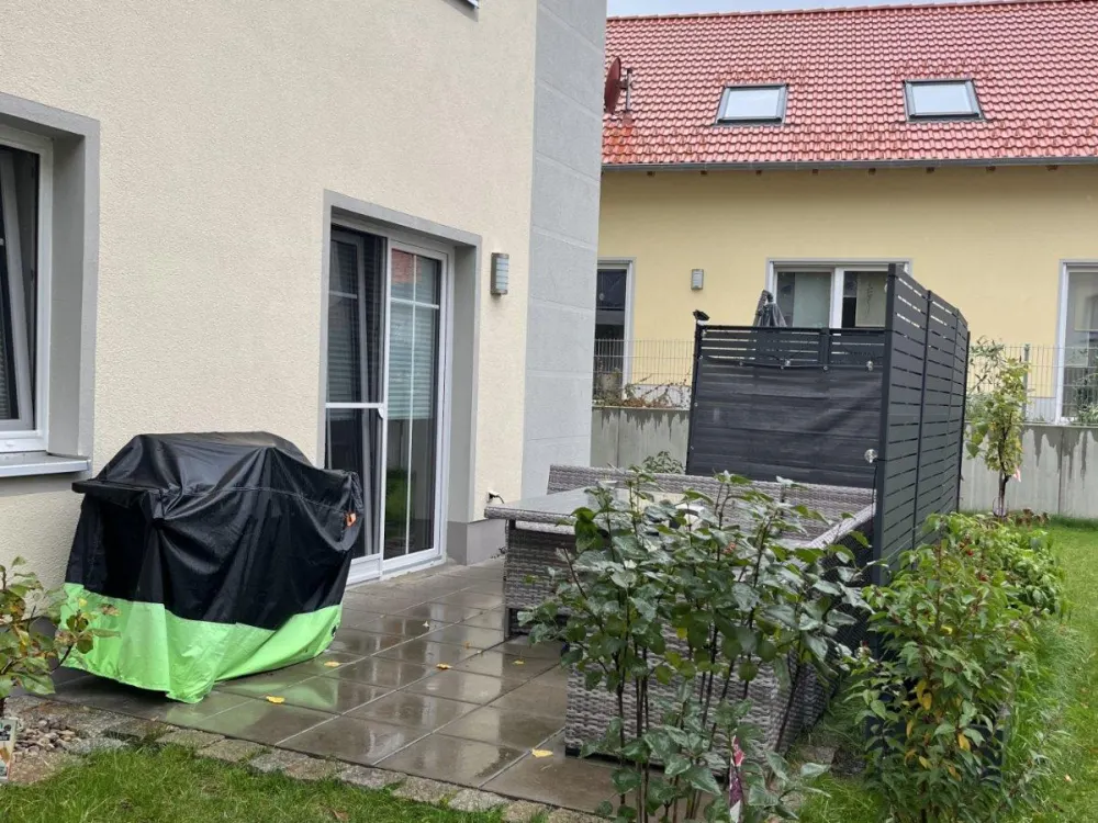 Moderne 2-Zimmerwohnung mit Garten