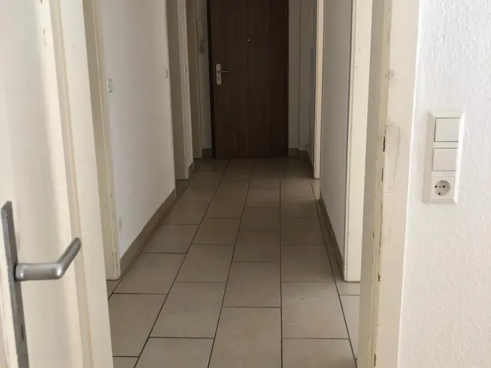 Viel Platz in Bad Cannstatt: 4-Zimmer-Wohnung in Stuttgart