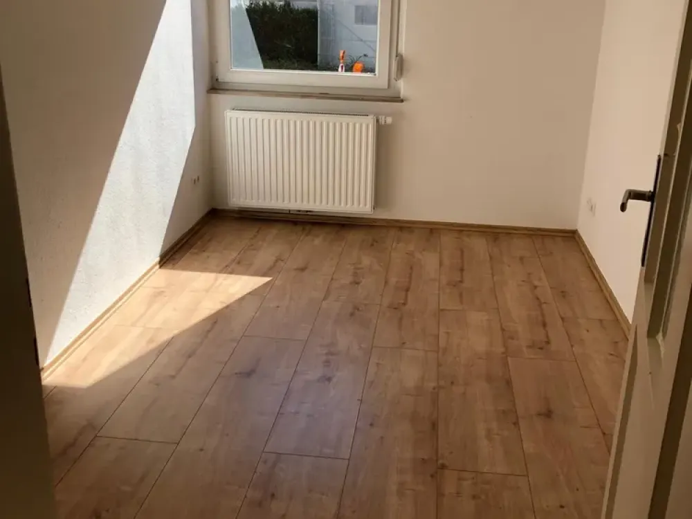 Viel Platz in Bad Cannstatt: 4-Zimmer-Wohnung in Stuttgart