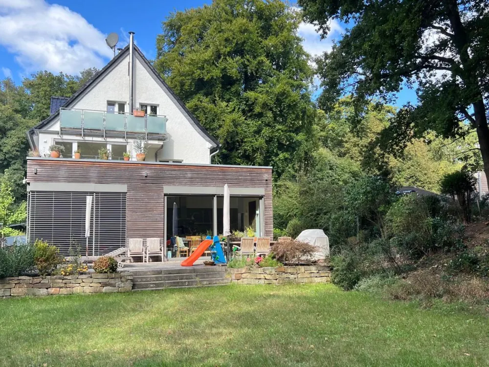 Luxus-Gartenwohnung / Hausgefühl in Top-Lage am Dünnwalder Wald