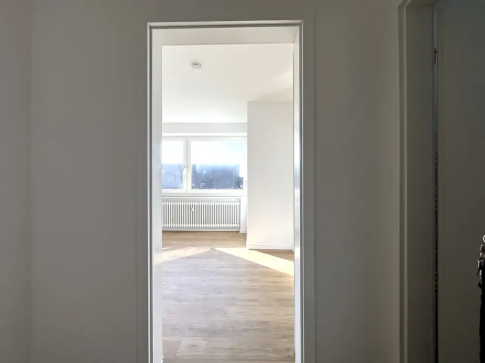 Freshly Renovated 1-Room Apartment to Fall in Love With!