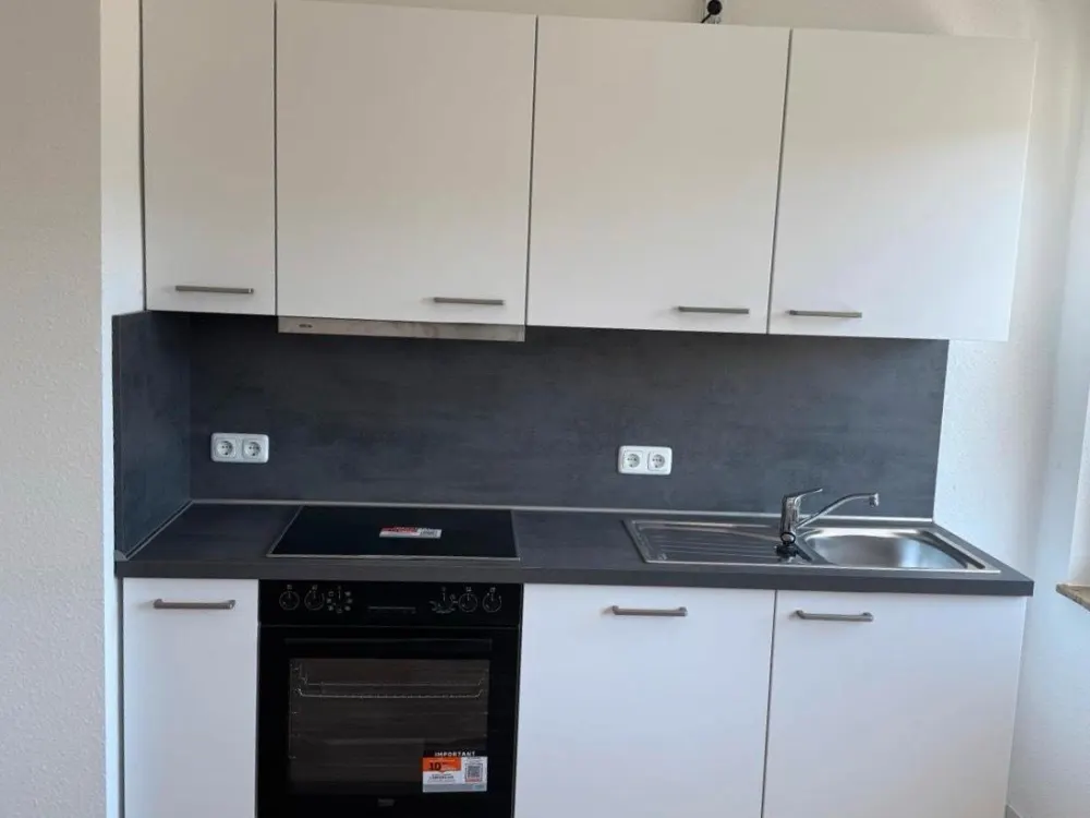 Frisch renovierte 3-Zimmer-Wohnung | 3 min zum Bahnhof | neue EBK