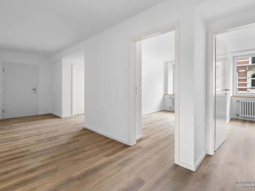 Welc(H)ome® by RIDA FLATS, Düsseldorf-Bilk! Sanierte Etagenwohnung, Ihr neues Zuhause wartet