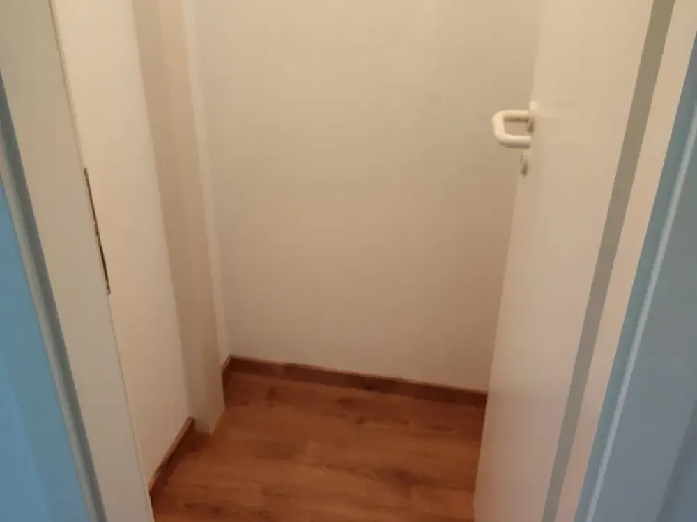 Helle 3-Zimmer-Wohnung DG in Leipzig Zentrum-Süd mit Westbalkon