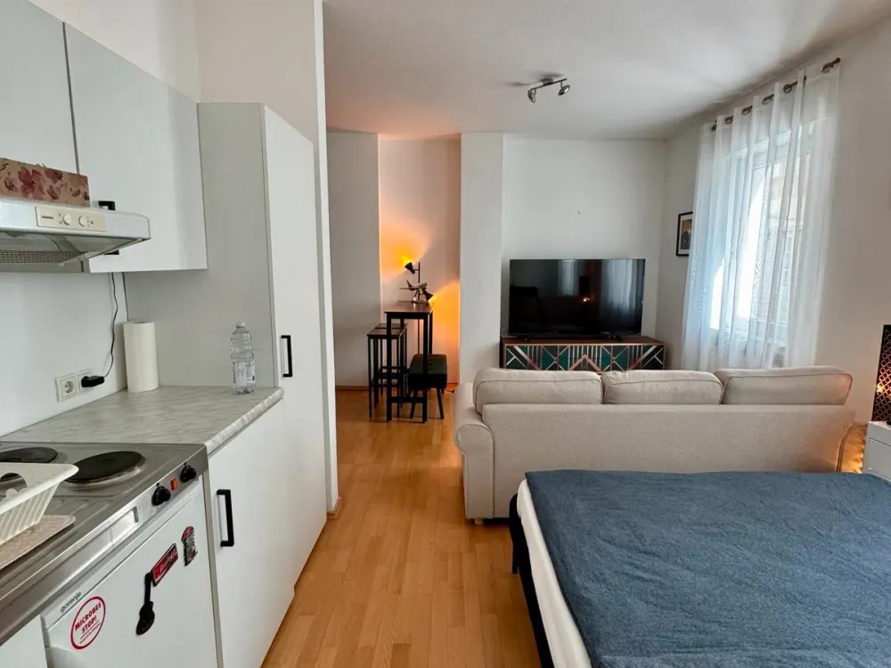 1-Zimmerwohnung ca. 30qm zur Untermiete in Toplage im Westend
