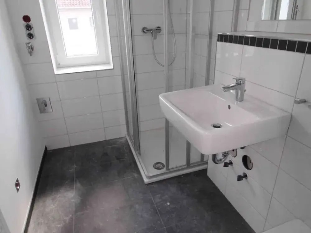 zentral wohnen mit Ausblick - 2 Zimmer - mit Balkon und EBK