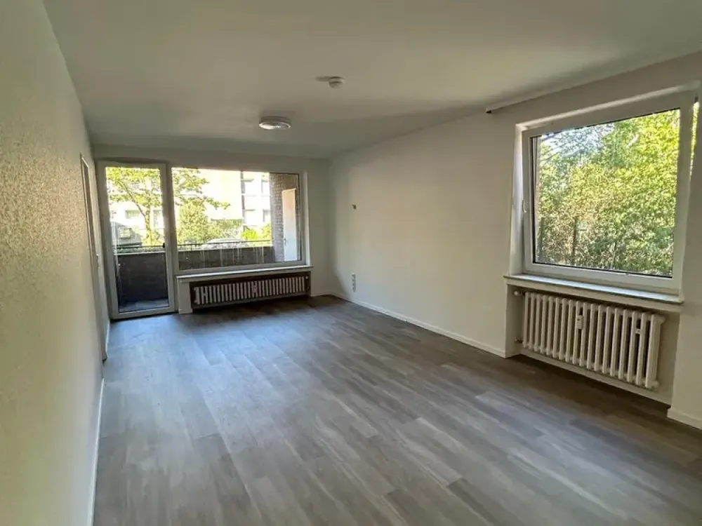 Renovierte Drei-Zimmer-Wohnung in Heerdt