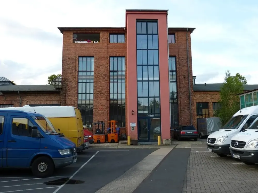 Außergewöhnliche Loft-Wohnung in einem Gewerbepark im Industrie-Style