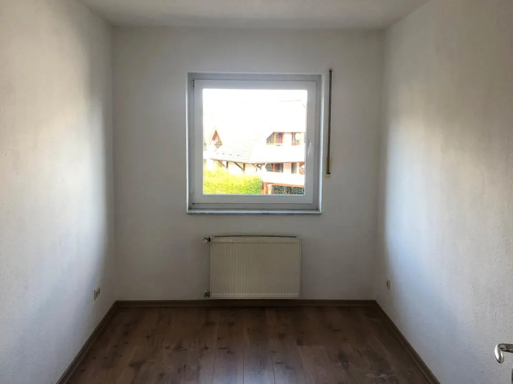 Helle 4-Zimmer-Wohnung mit Südbalkon in Bad Driburg-Südstadt