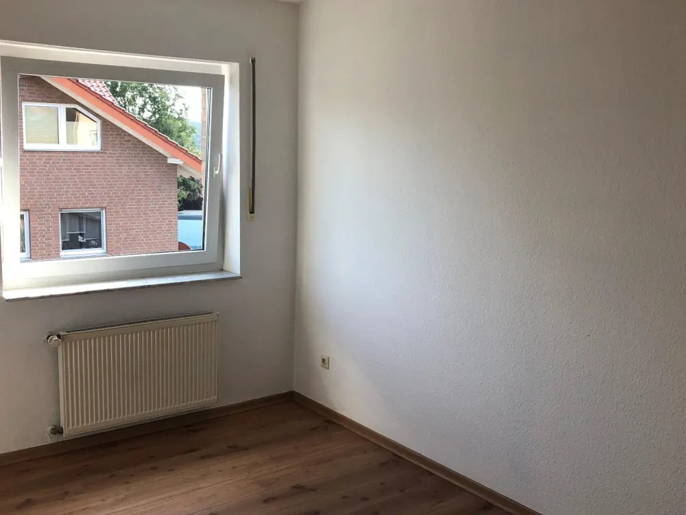 Helle 4-Zimmer-Wohnung mit Südbalkon in Bad Driburg-Südstadt