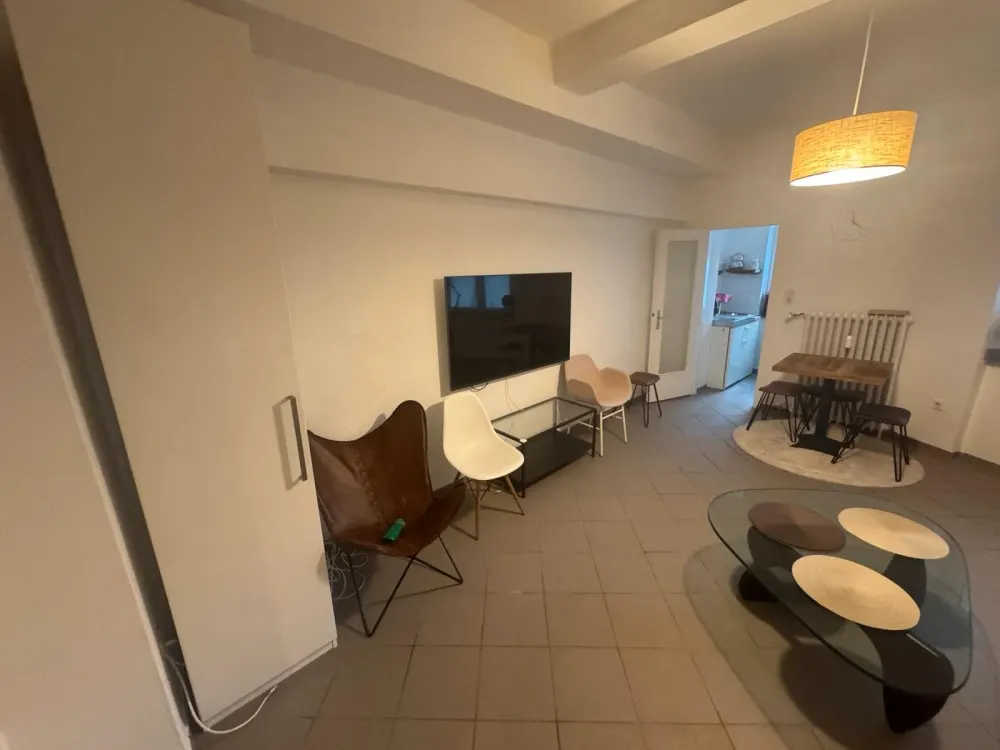 1 Zimmer Wohnung Oberkassel