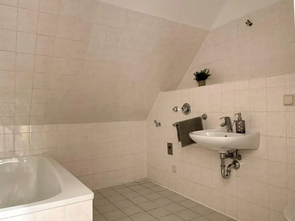 Ihr neues Zuhause: gemütliche und helle 2 -Zimmer Wohnung zum Ankommen