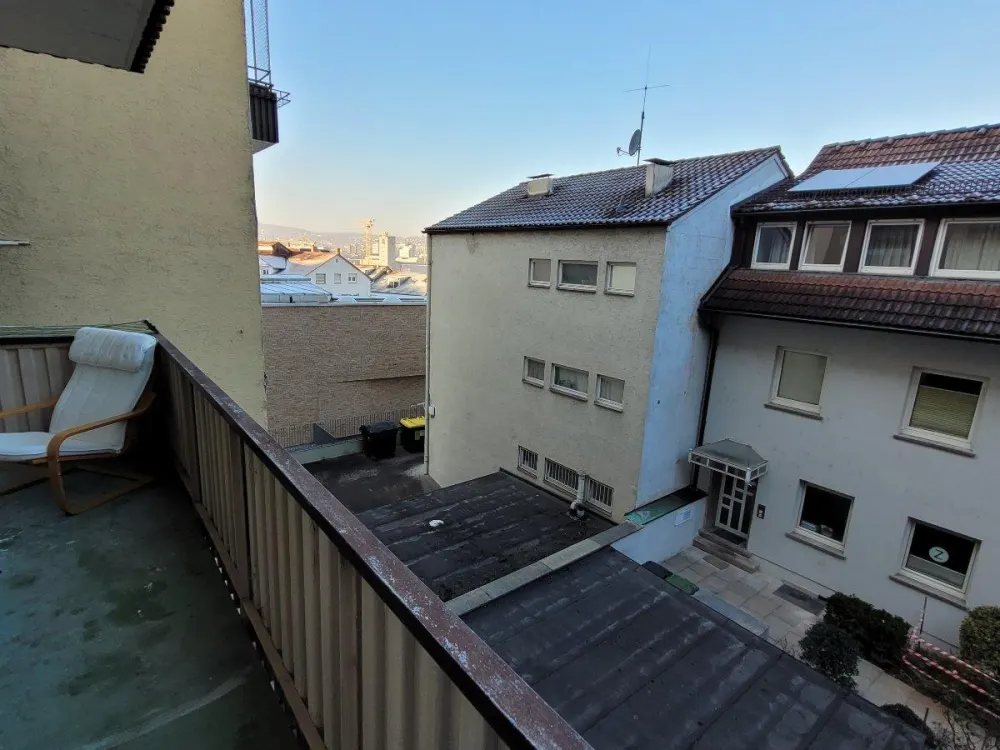 1-Zi-Whg möbliert, Stuttgart-Ost, 38m², Balkon, neue Fenster