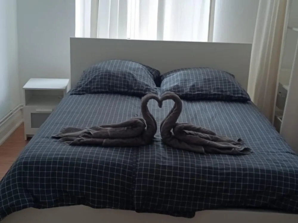 2 Zimmer Wohnung in Köln Altstadt (Kunibertsviertel)