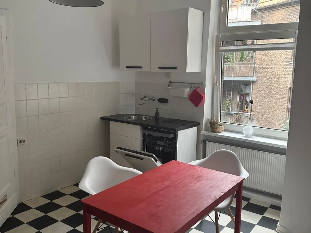 2 Zimmer Wohnung in Köln Altstadt (Kunibertsviertel)