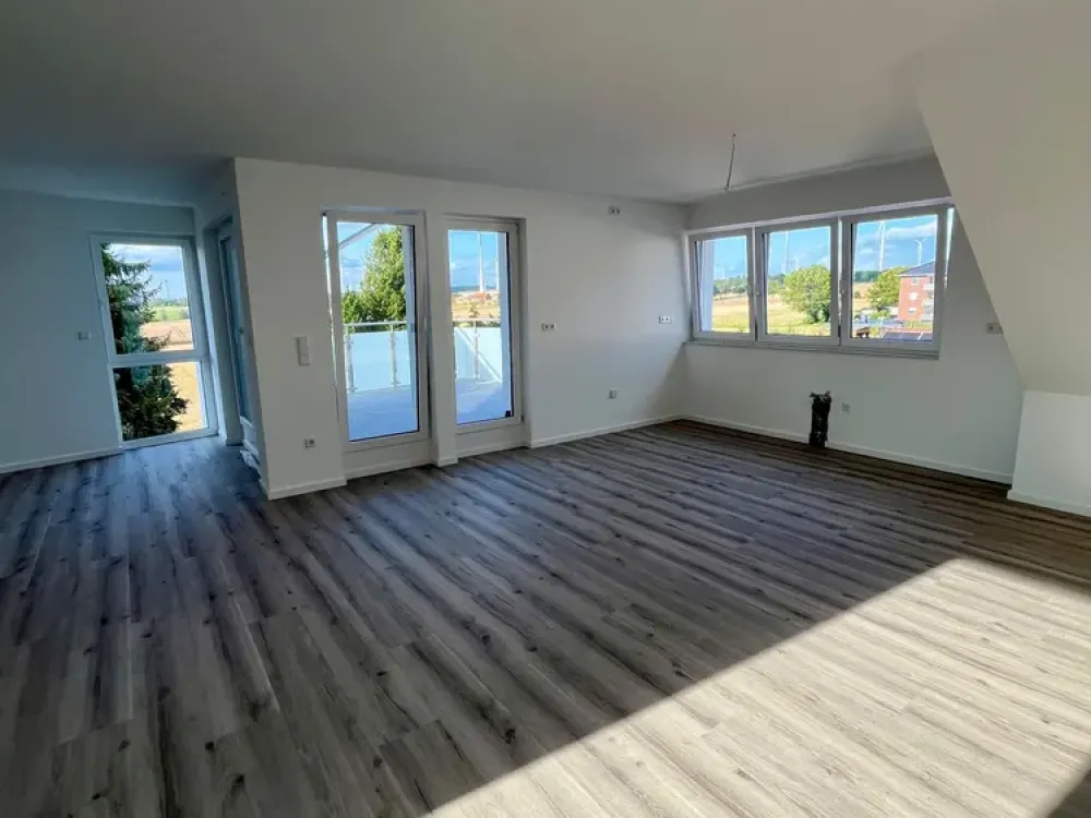 PENTHOUSE APARTMENT**FIRST OCCUPANCY**3 ROOMS IN DAHL FOR RENT
