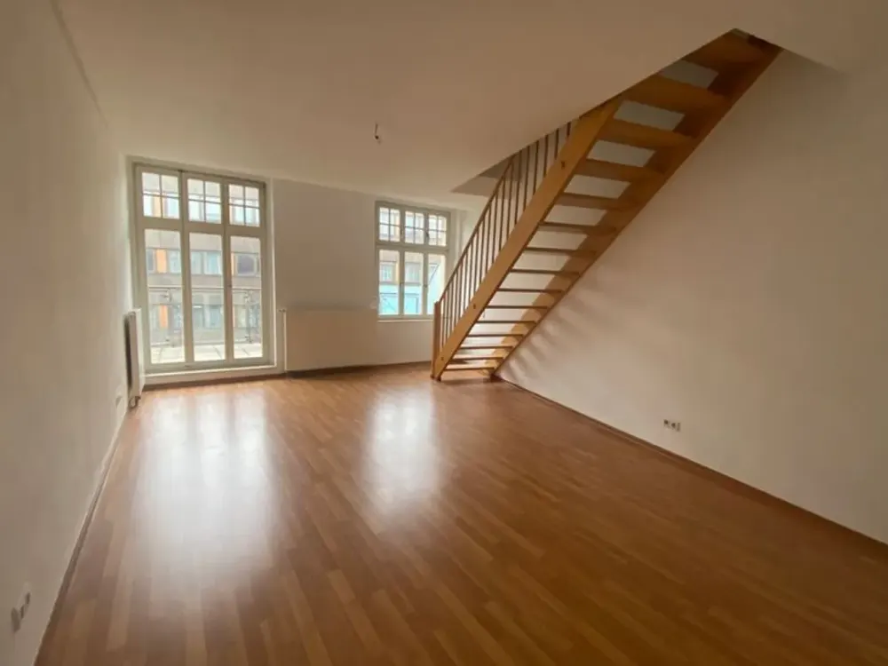 JÄGERHOF * Innenstadt* helle 2 Zimmer-Maisonetten-Whg. mit gr. Terrasse* Parkett* EBK* G-WC