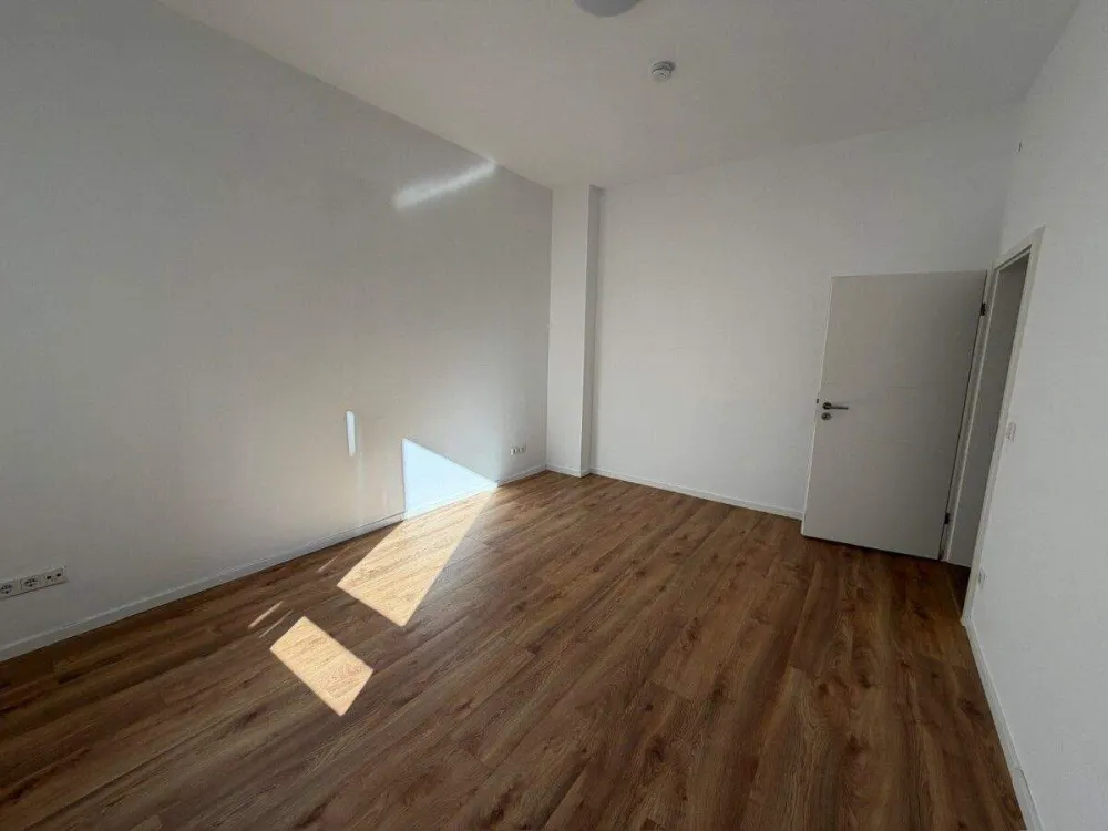 Sanierte 3-Zimmer-Wohnung mit Einbauküche im Frankfurter Nordend