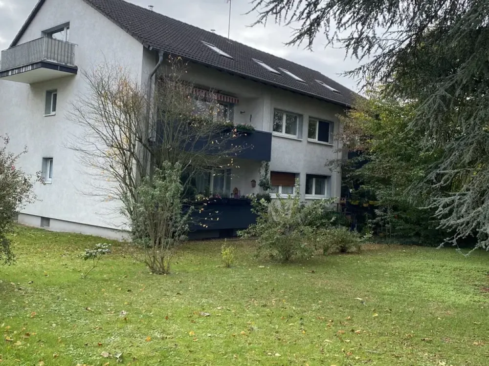 3-room apartment with balcony in Leverkusen-Opladen in prime location above the Wupperaue