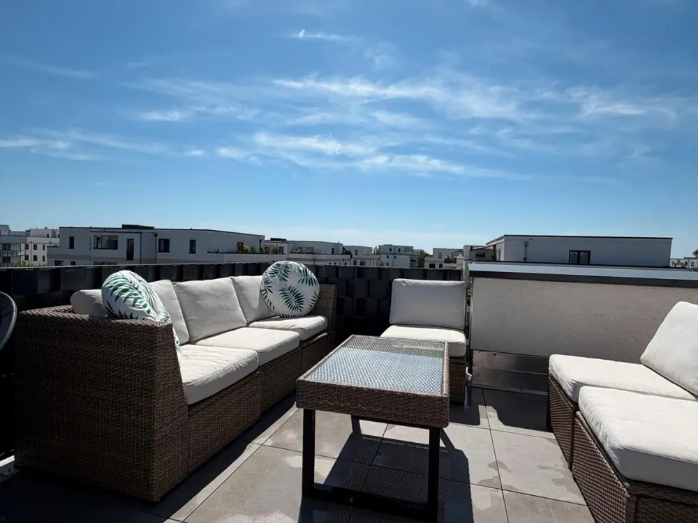 3-Zimmer-Penthouse Neubauwohnung mit Dachterrasse in Schönefeld