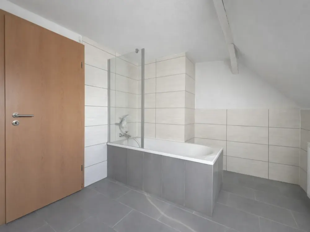 TOP Renovated 3-Room Attic Apartment with Separate Kitchen Room, Unfurnished & Without Built-in Kitchen