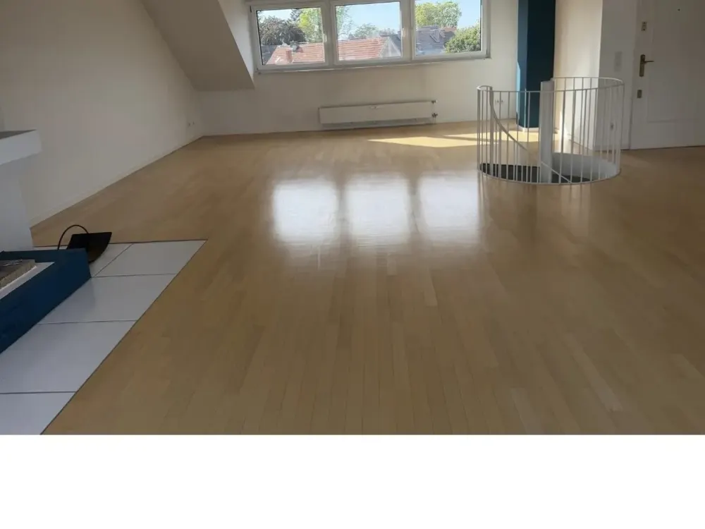 Ein Traum auf zwei Ebenen, 125 m² mit Balkon und EBK in Köln-Lindenthal