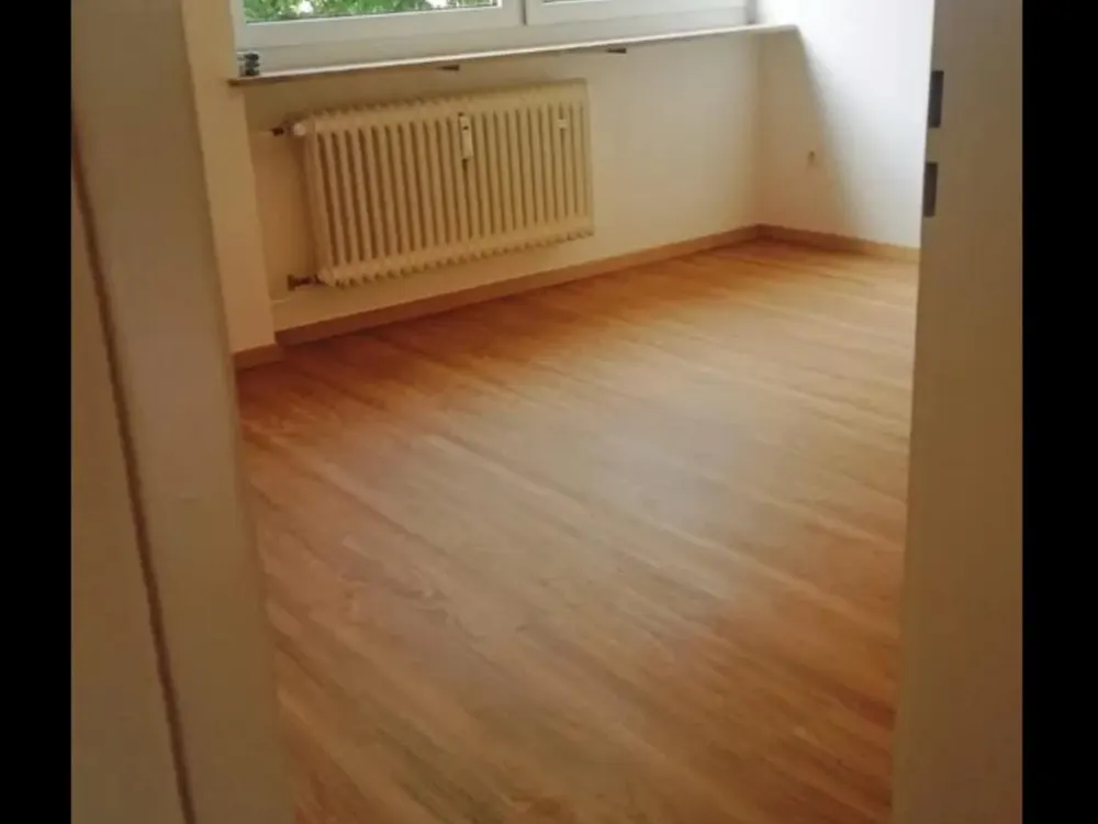2 Zimmer Wohnung mit Balkon und Aufzug 48m2
