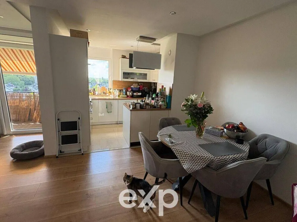 Kernsanierte 3-Zimmer-Wohnung mit Einbauküche, Balkon & Fernblick - Köln-Porz/Urbach