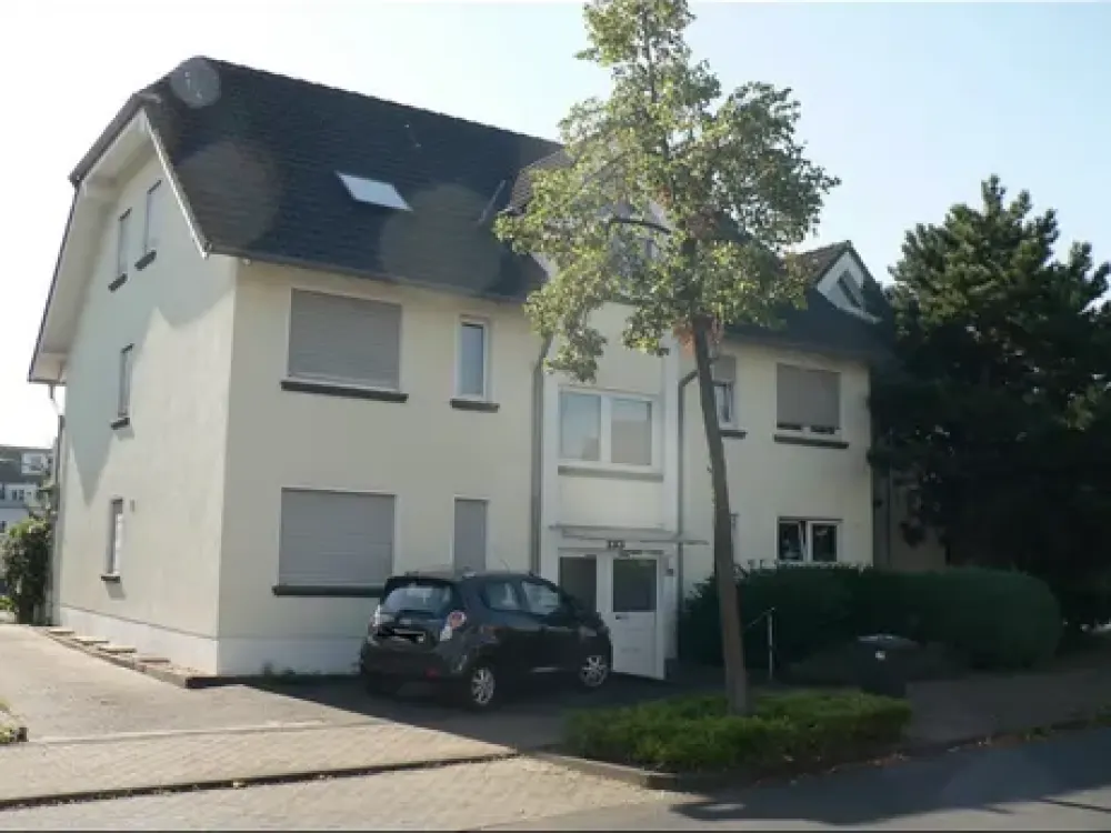 Traumhaftes, modernes Apartment mit alleiniger Gartennutzung, Wintergarten und Terrasse