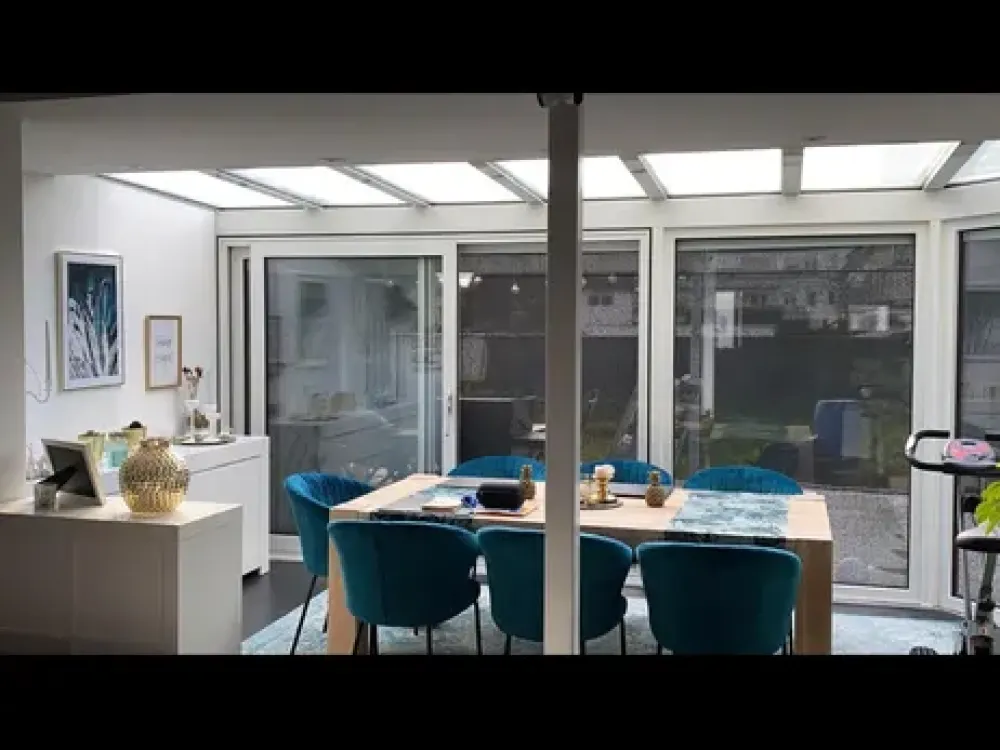 Traumhaftes, modernes Apartment mit alleiniger Gartennutzung, Wintergarten und Terrasse